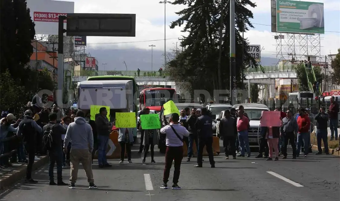Se manifiestan contra ambulantes