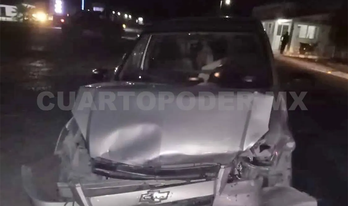 Tres malheridos en aparatoso accidente