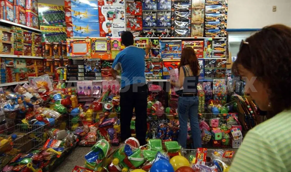Verifican negocios de juguetes por Día de Reyes