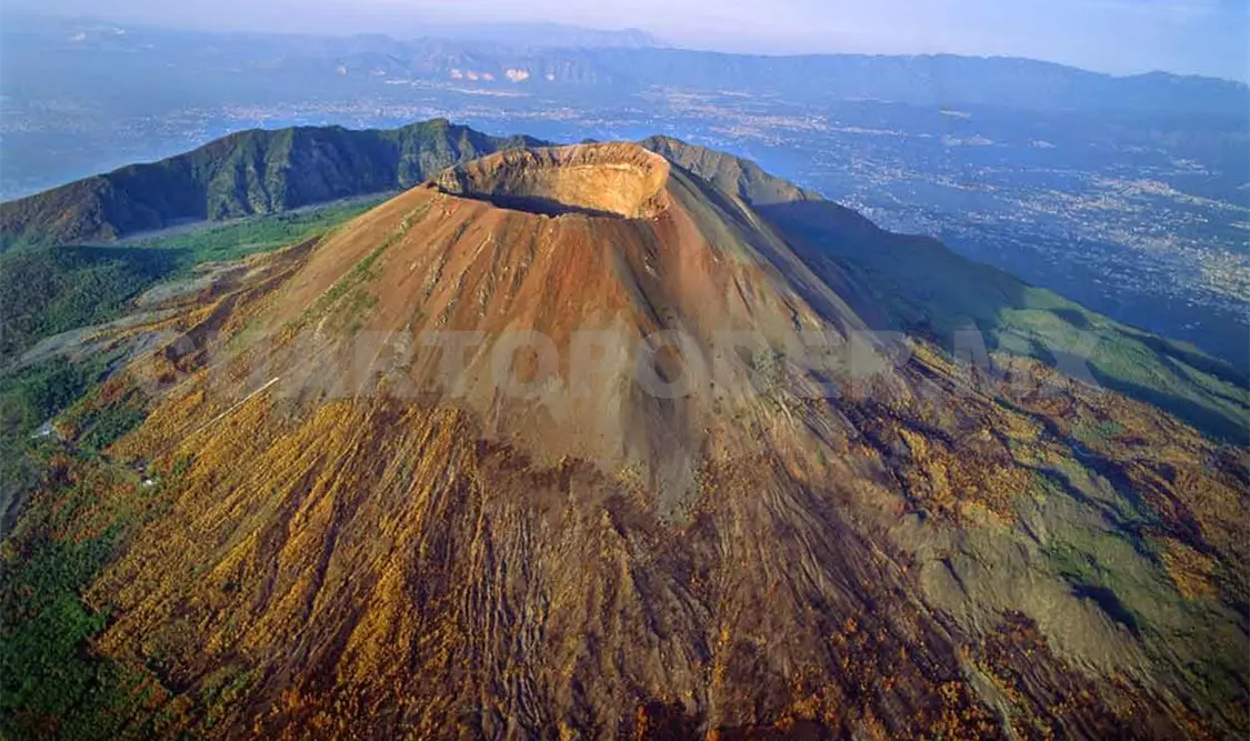 Tacaná, entre el turismo y el exceso de basura