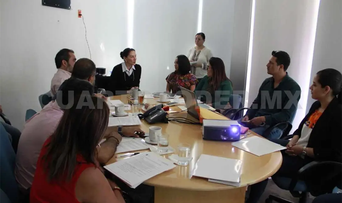 Plantean nueva ley de turismo a legisladores