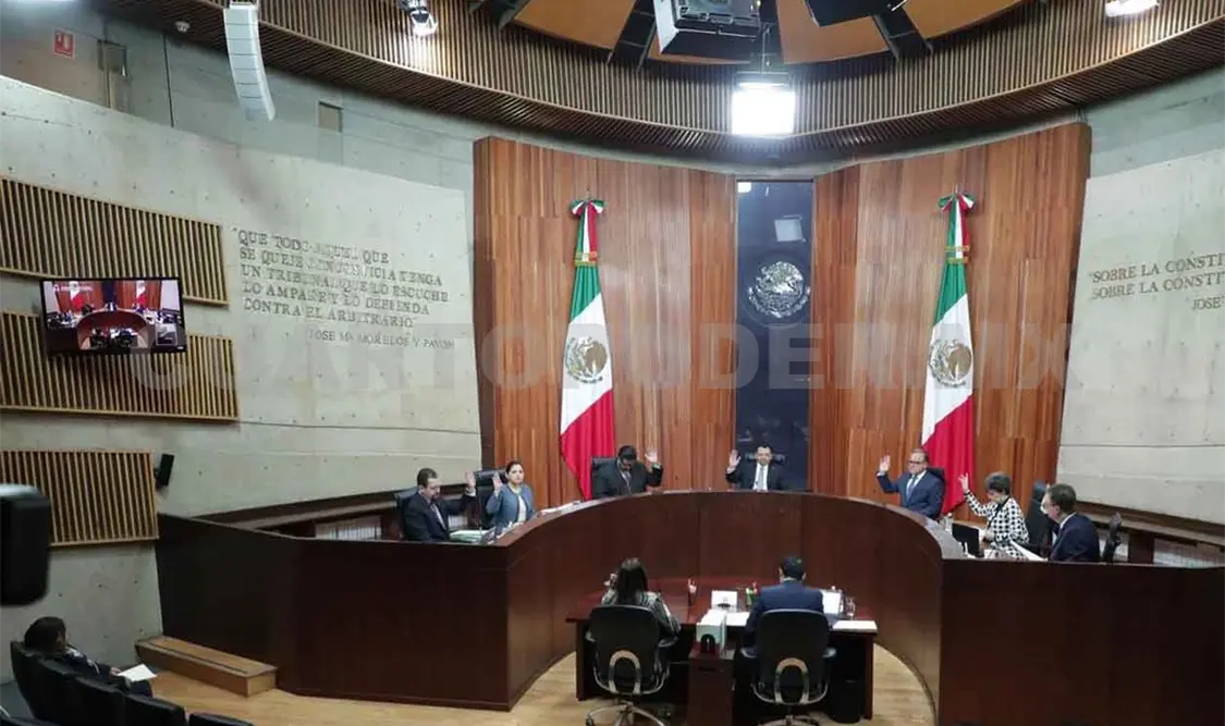 Lilly Téllez se queda en bancada de Morena