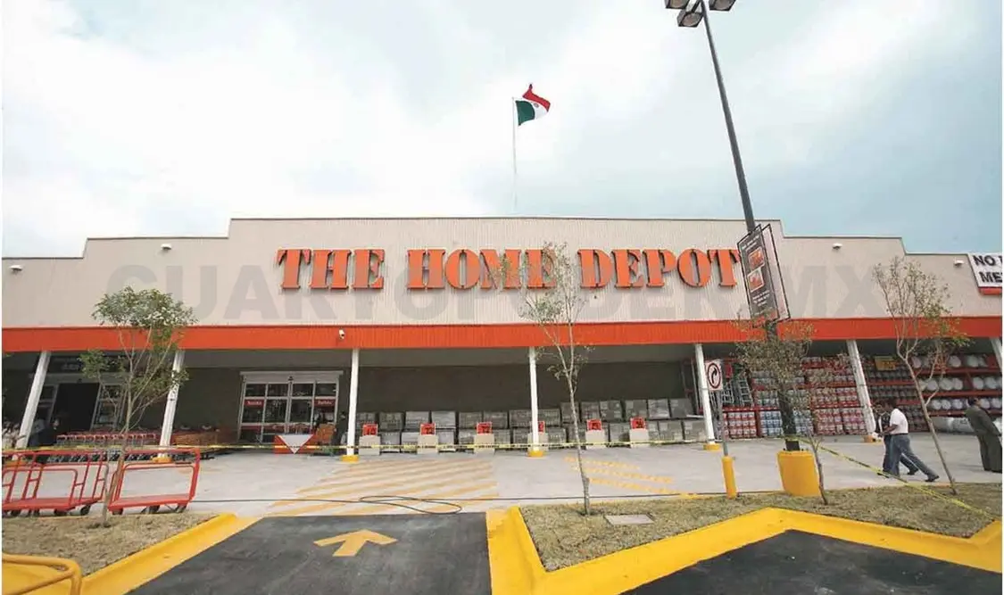 Emplazan huelga de Home Depot en México