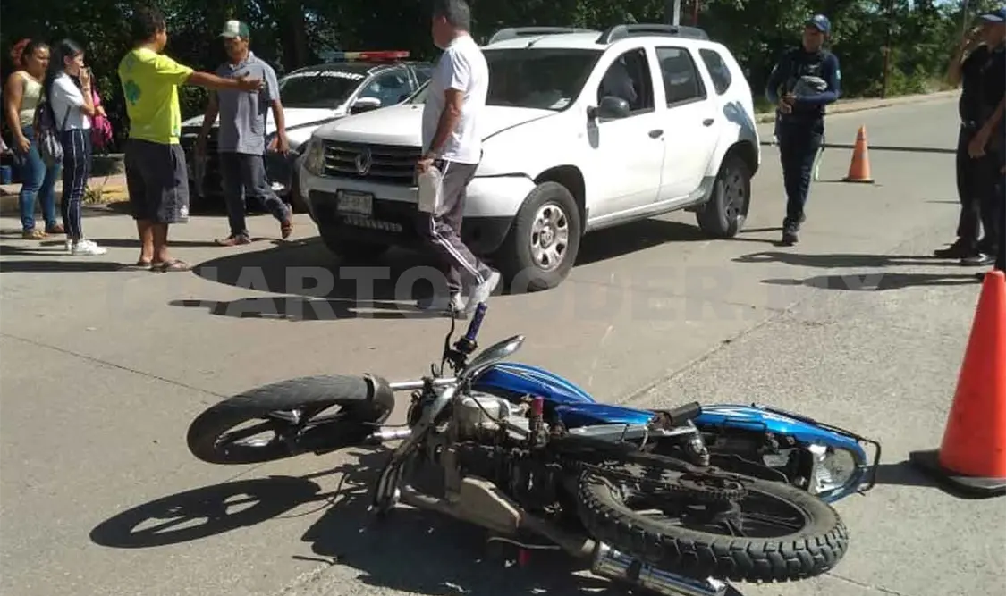 Se duerme al volante y atropella a mujer