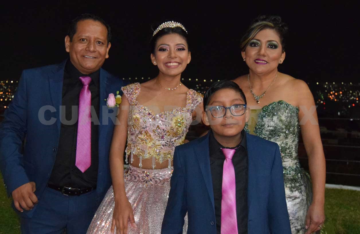Encantadora quinceañera