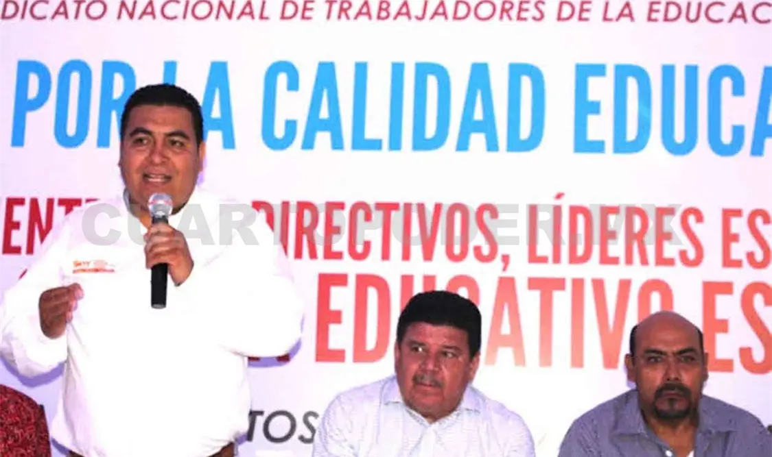 Sección 40 entrega compendio de propuestas