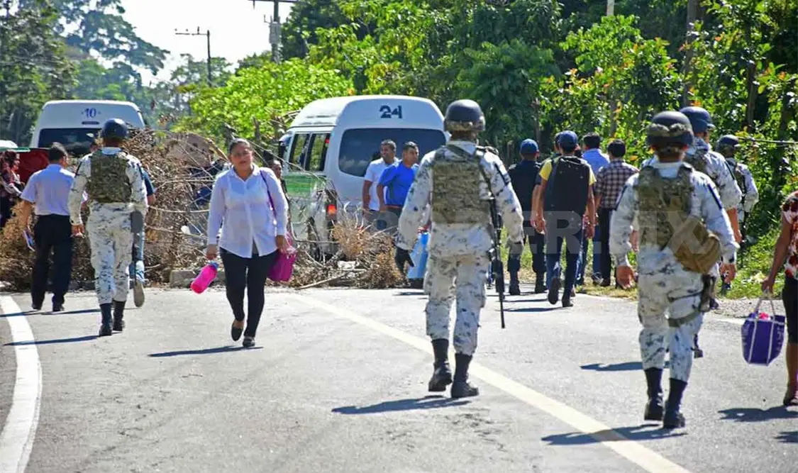 Agudizan bloqueos en Faja de Oro