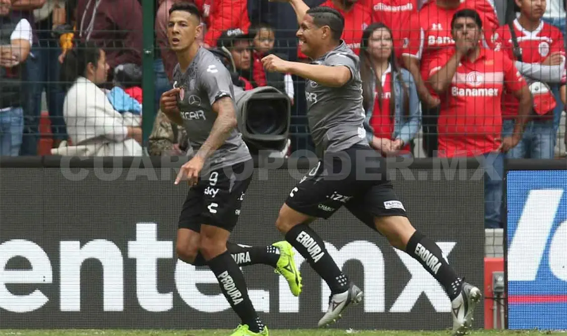 Necaxa da la vuelta al Toluca y gana 3-2