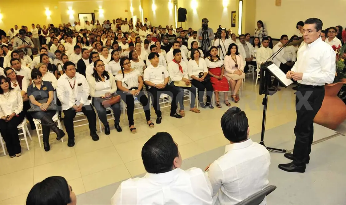 Escandón da inicio a Escuela de Salud Comunitaria