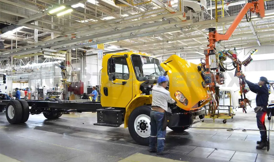 Cae la producción y exportación de camiones pesados