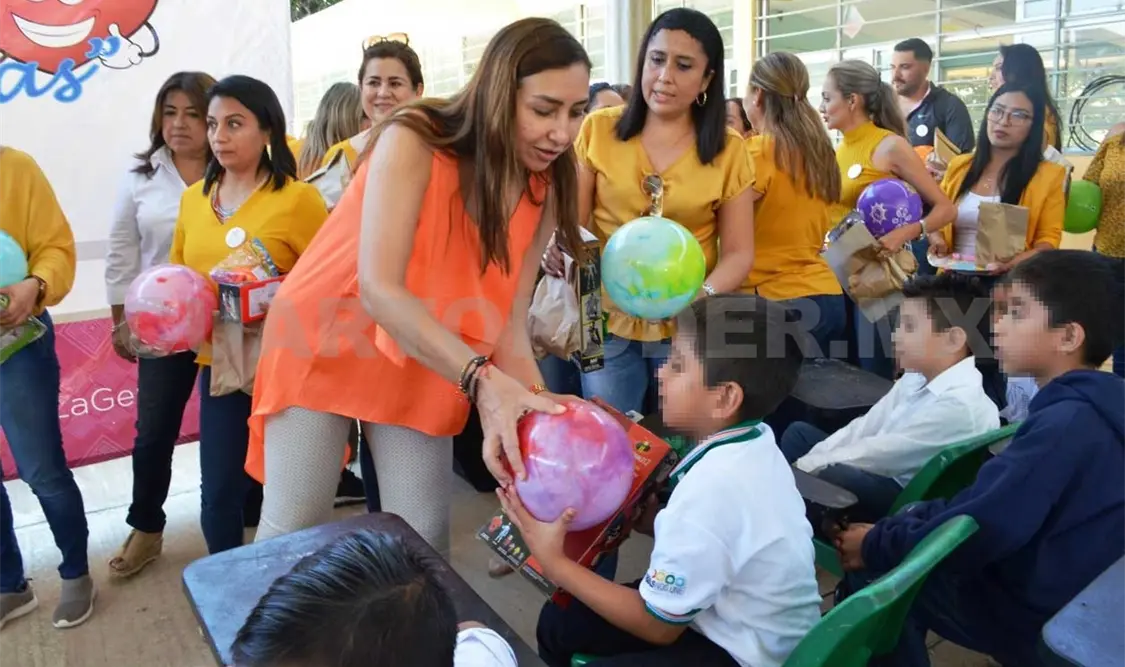 Llevan a ejidos servicios de la Caravana de Corazón