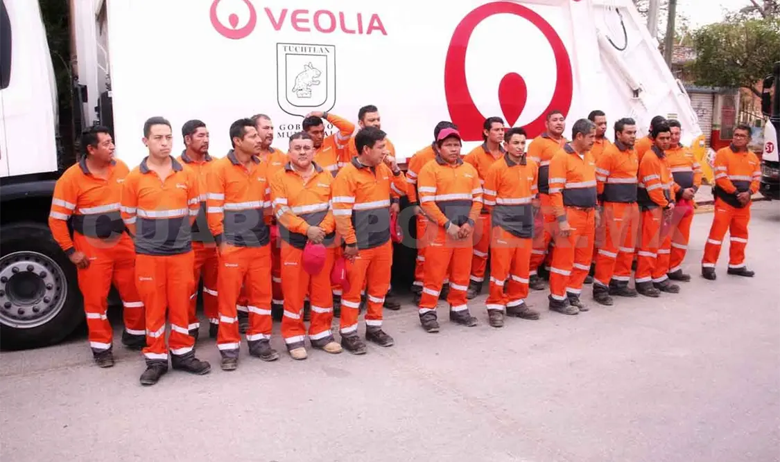 Dan banderazo de salida a nuevas unidades de Veolia