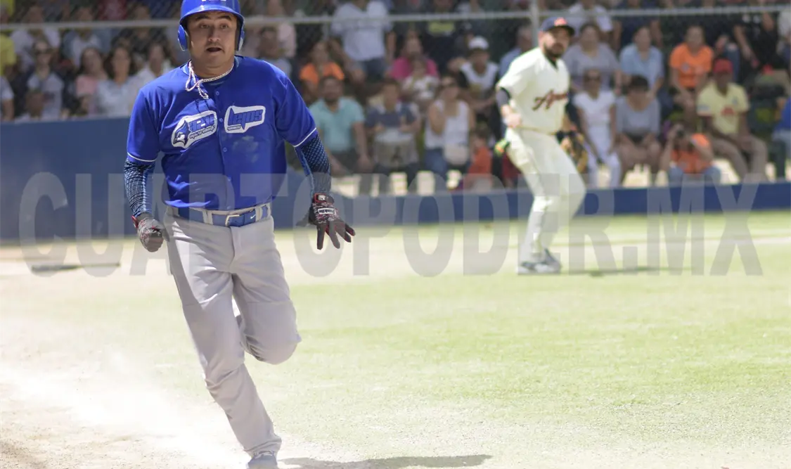 La batería ofensiva del equipo emplumado mostró su poderío este domingo. Guillermo Ramos/CP