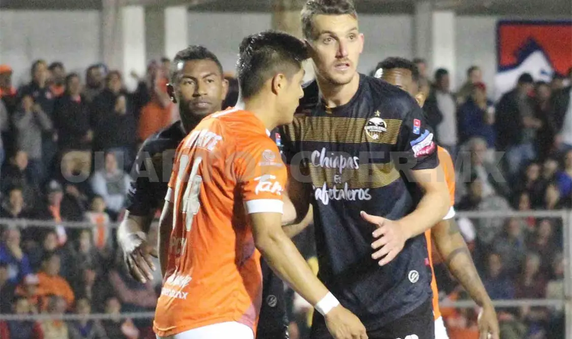 Sousa y Moreno tuvieron su debut
