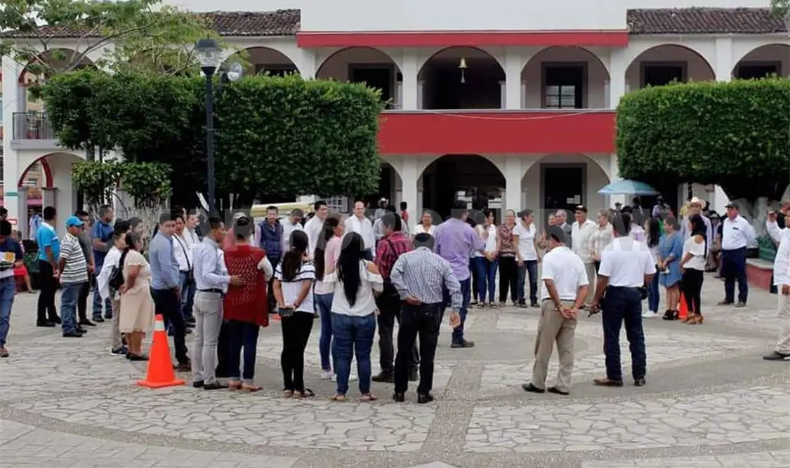 Habitantes reclaman desorden en Tecpatán