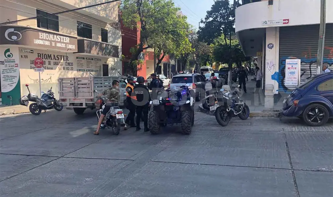 Tras persecución detienen a asaltantes