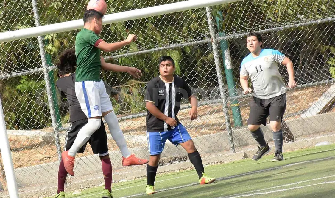 Torneo Universitario inicia con goleadas
