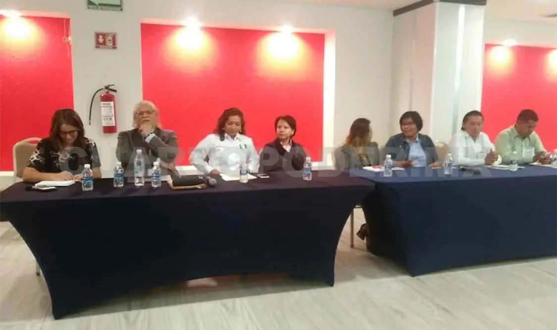 Telebachilleratos carecen de aulas y material digno