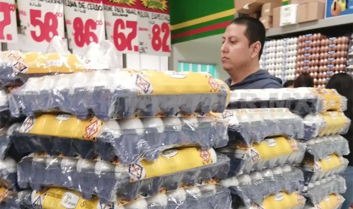 Existe una variación entre las marcas del producto, que es de 10 pesos. CP