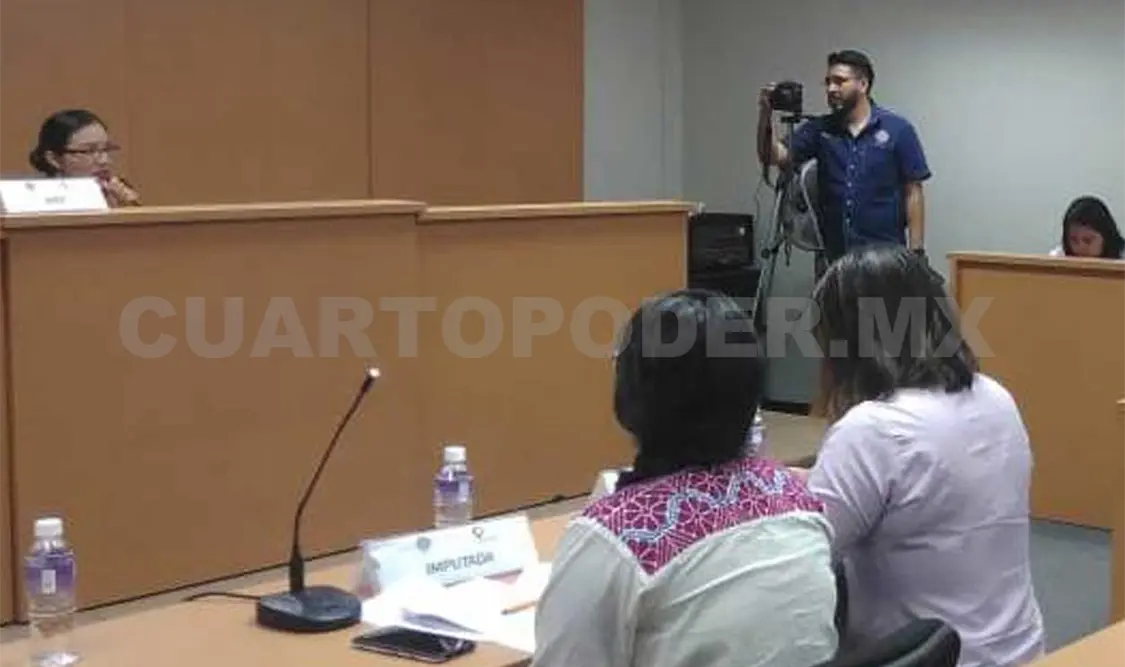 Tras la evaluación, se cuenta con 12 intérpretes certificados y 12 evaluadores. Cortesía