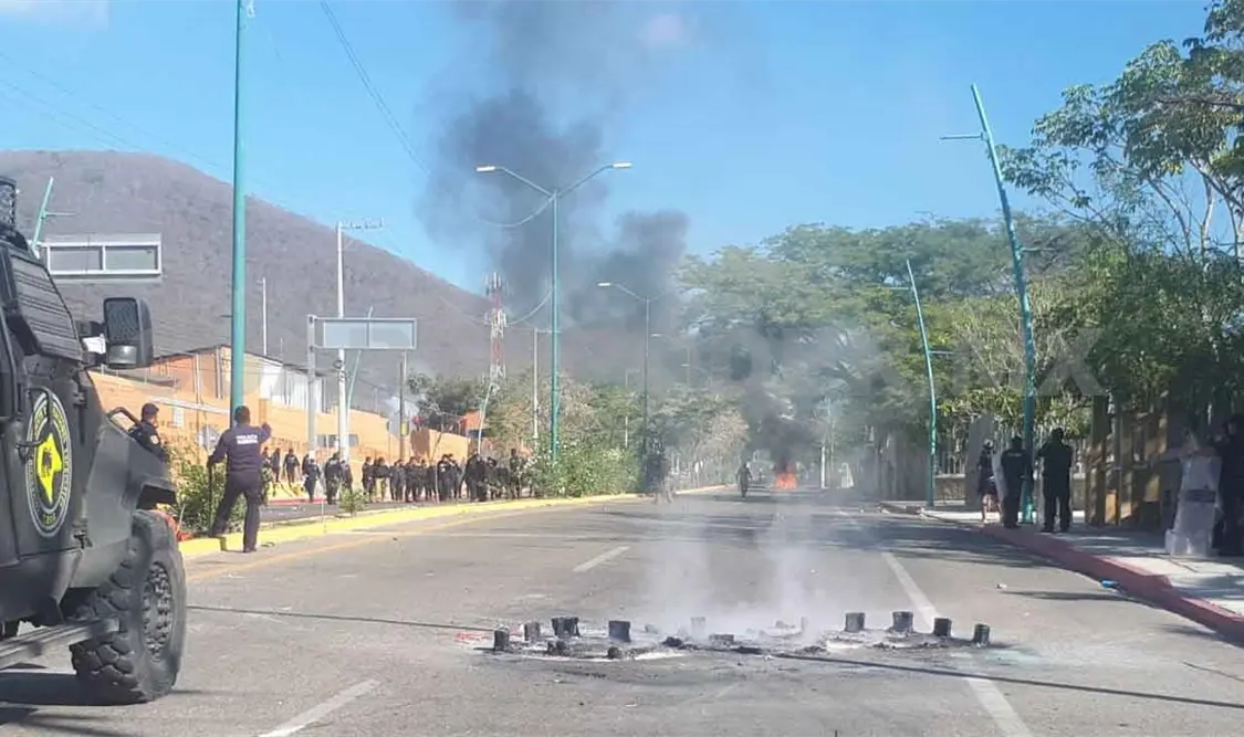 Investigan desalojo de normalistas en Chiapas