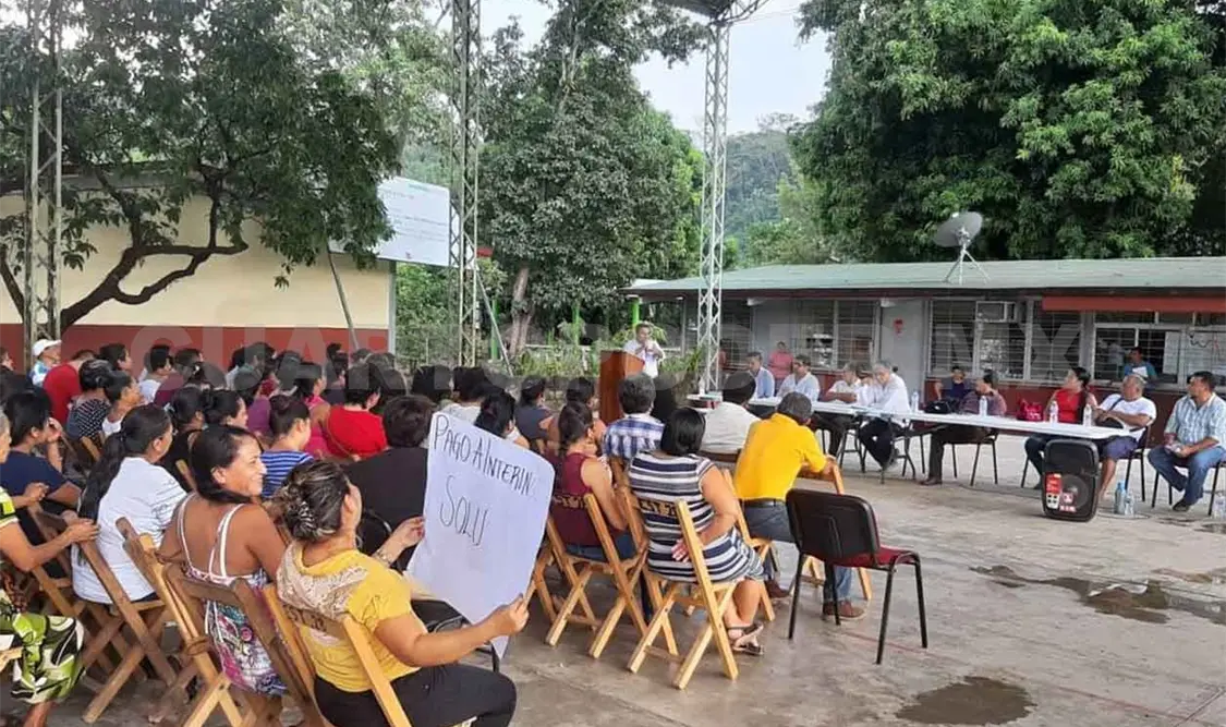 Acusan a directora de robar vacas y borregos