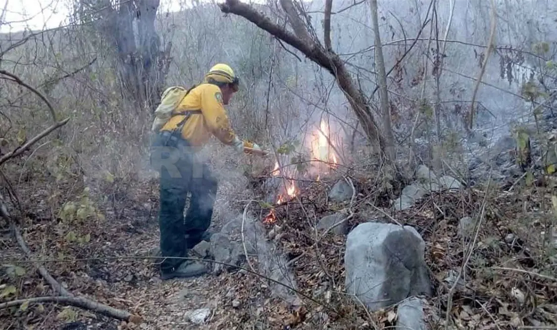 Alta y extrema, la propagación del fuego
