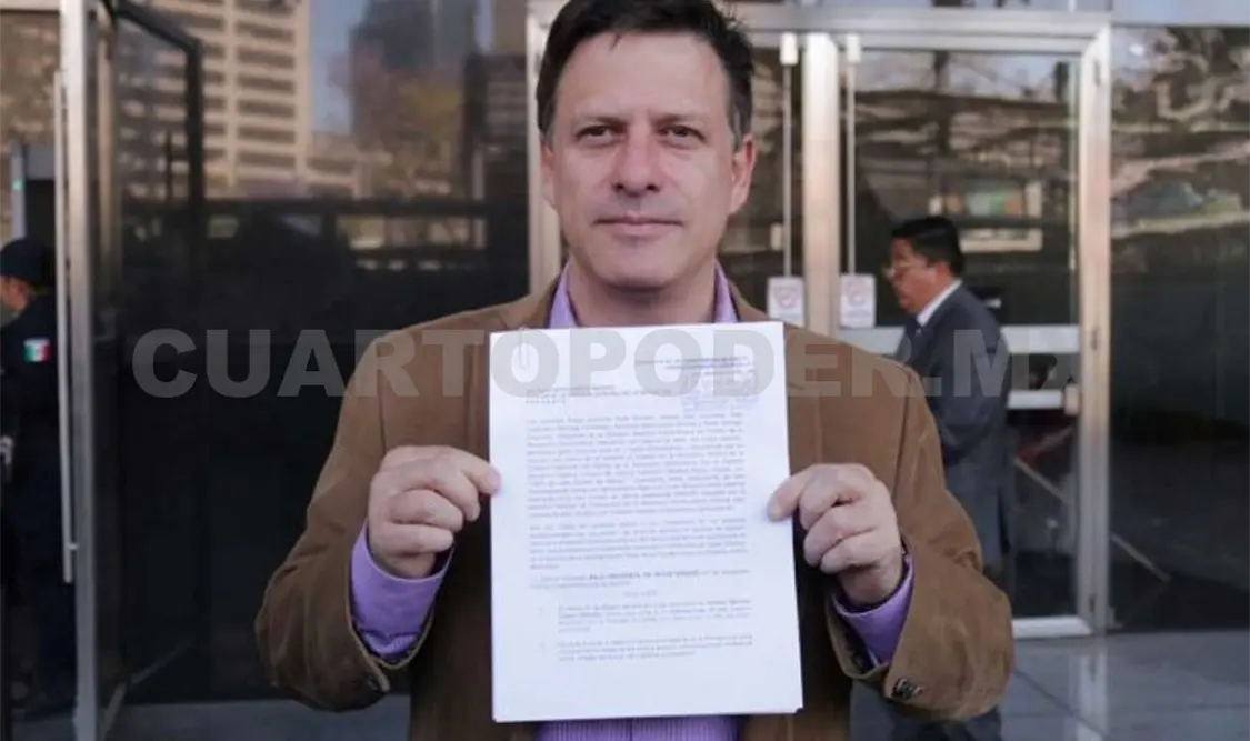PRD presenta denuncia penal contra AMLO
