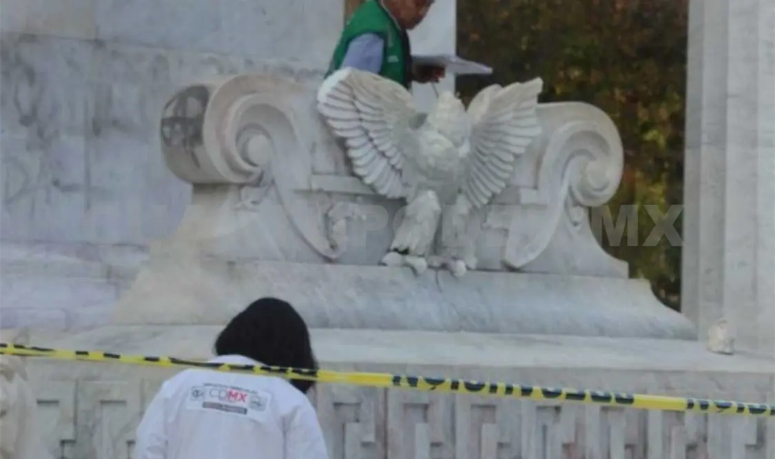 El monumento fue dañado la mañana del domingo. Cortesía