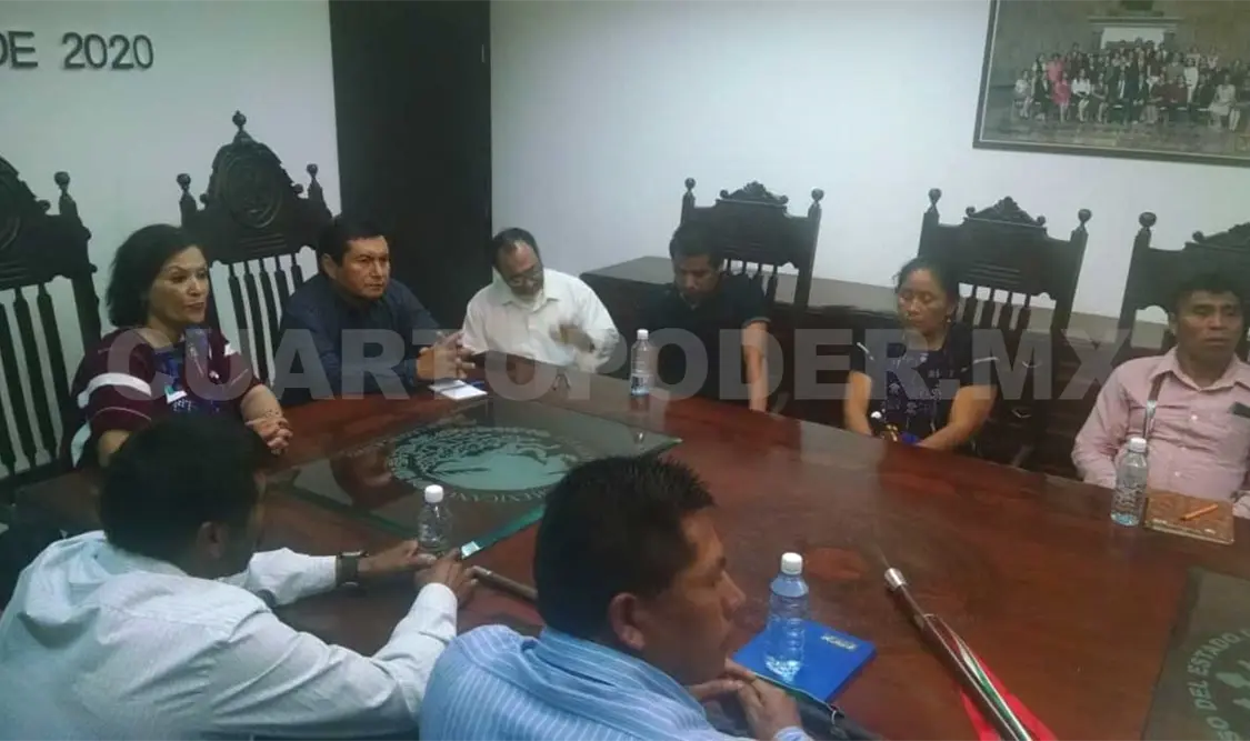 Sin éxito reunión con diputada; alcalde no llegó