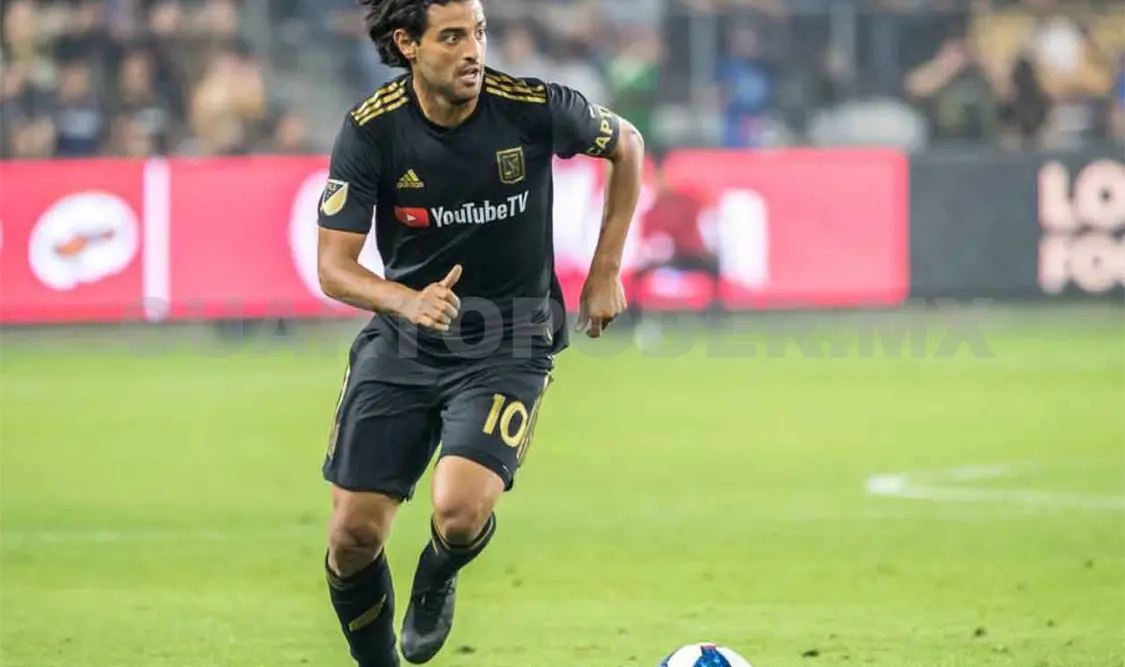 La Fiera visita al equipo de Carlos Vela