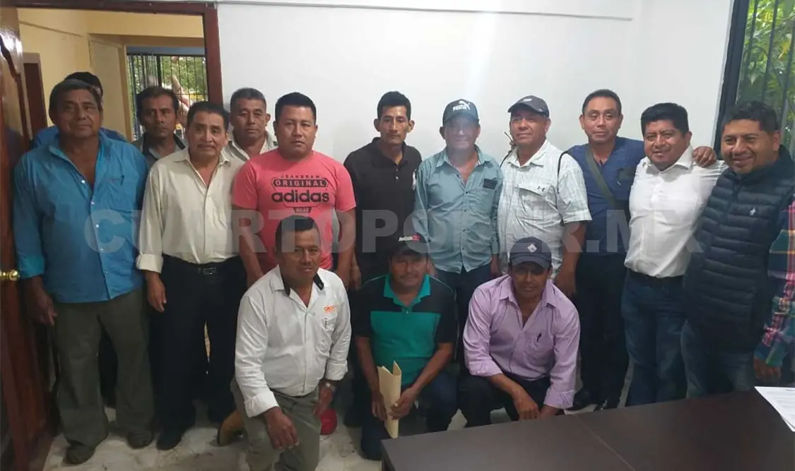 Ejidatarios suspenden bloqueo en tramo carretero