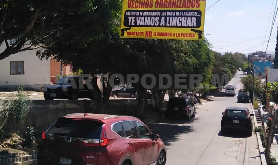 Continúan apareciendo mantas en diferentes colonias de la capital donde advierten a los ladrones que serán linchados. CP