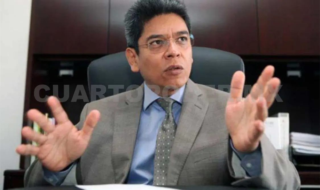 Adolfo Cuevas asume presidencia del IFT