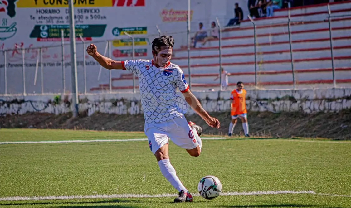 Chifut sumó un punto ante la Máquina
