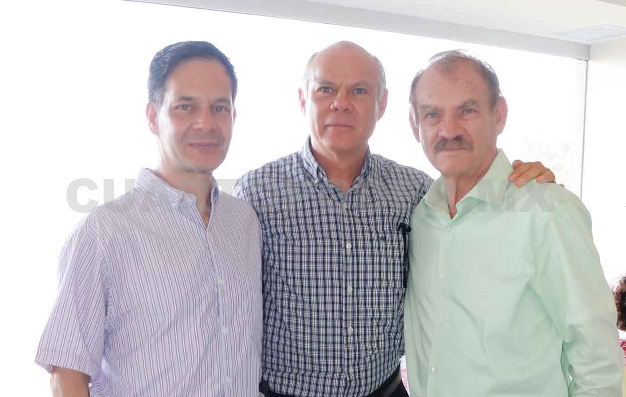 Felices 90 años, Mimí