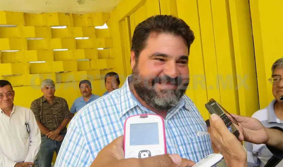 Exlegislador grave tras ataque a balazos