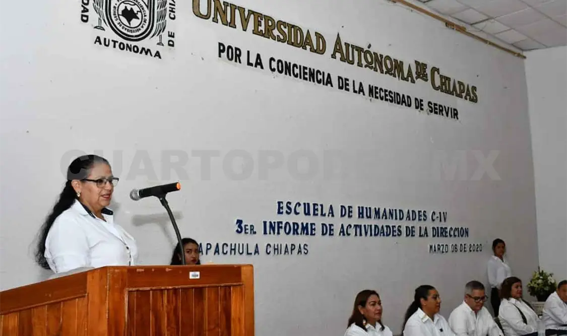 Directora de Humanidades rinde informe