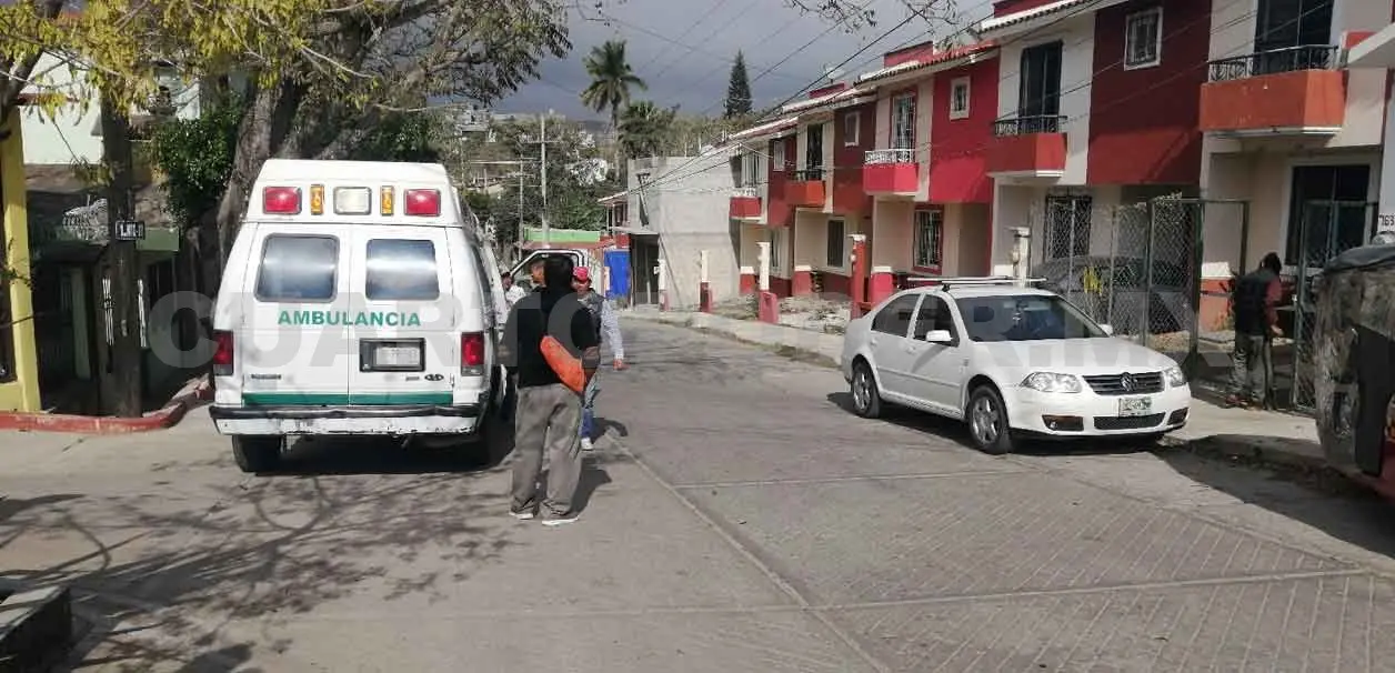 Dos heridos en accidente de mototaxi y automóvil