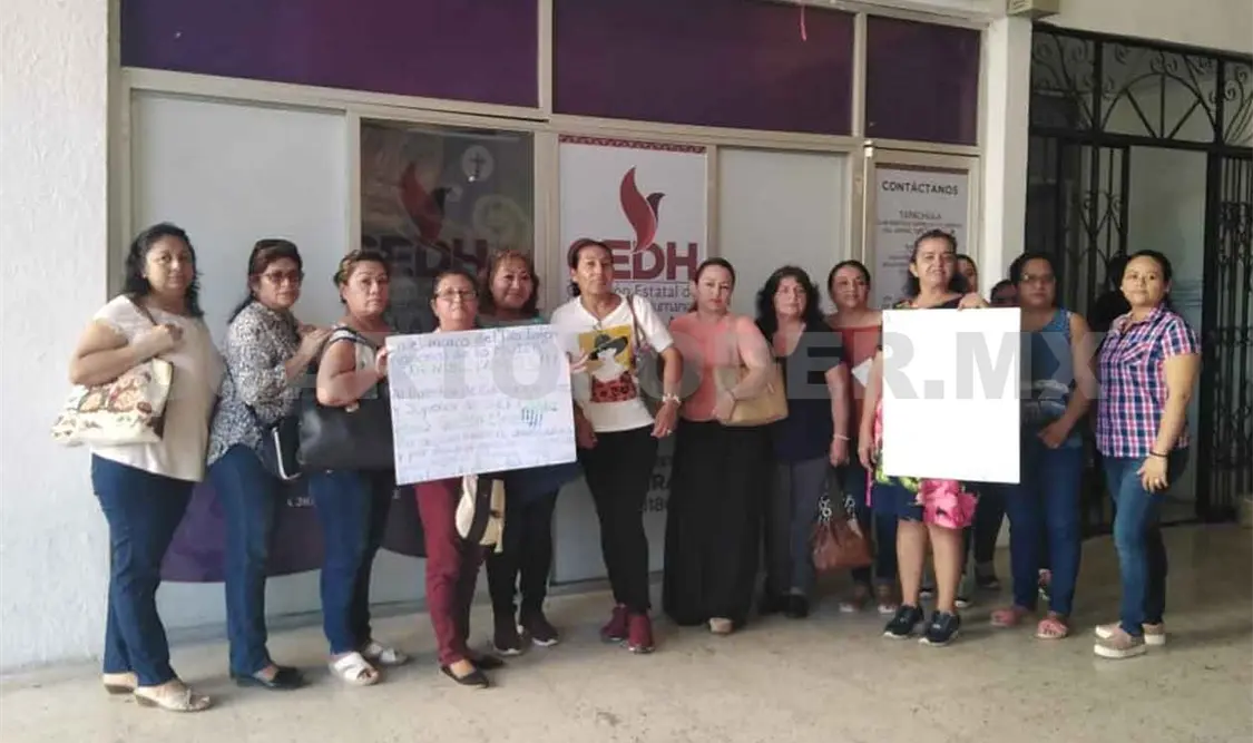 Maestras piden ingreso a ESTI 131