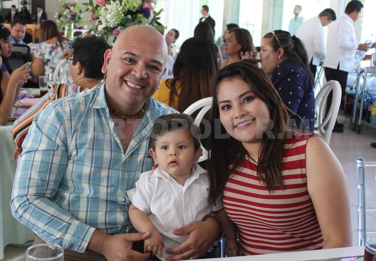 Miranda recibió el bautismo