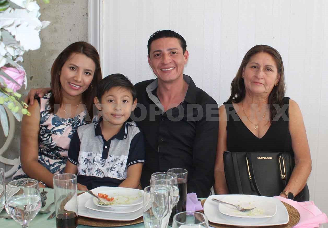 Miranda recibió el bautismo