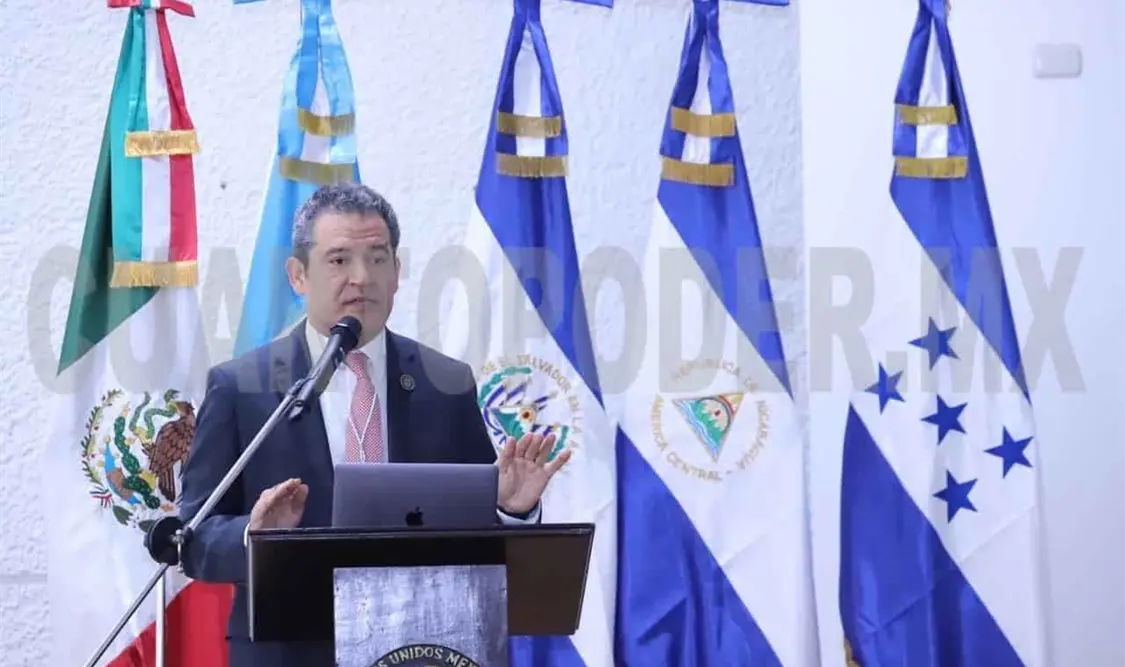 Durante su ponencia, el rector de la Unach, Carlos Natarén, abordó lo relacionado con la revisión de las propuestas de la ONU. Cortesía