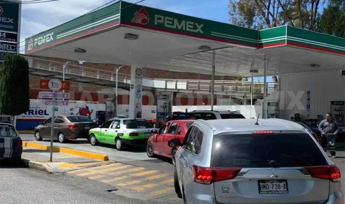 Baja precio de gasolina en varios estados