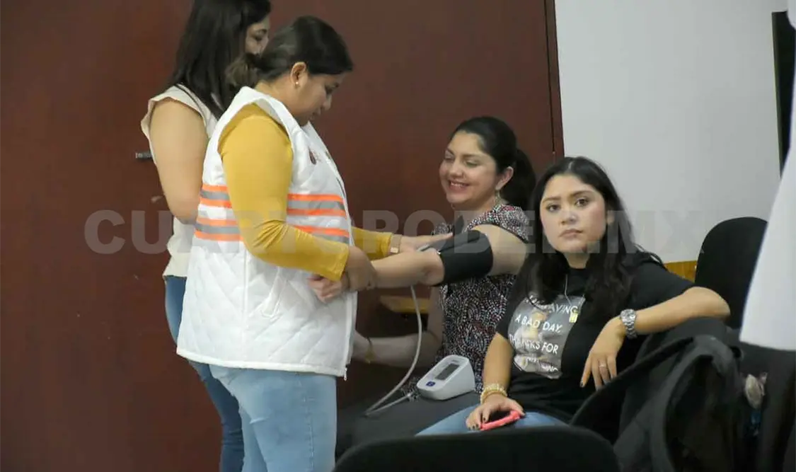 Estrés laboral y obesidad afectan a trabajadores