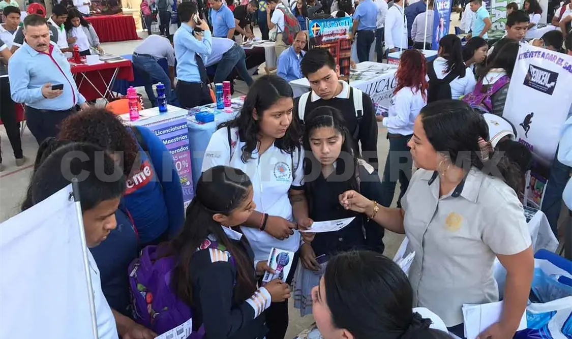 Apoya Unach con test vocacionales a jóvenes