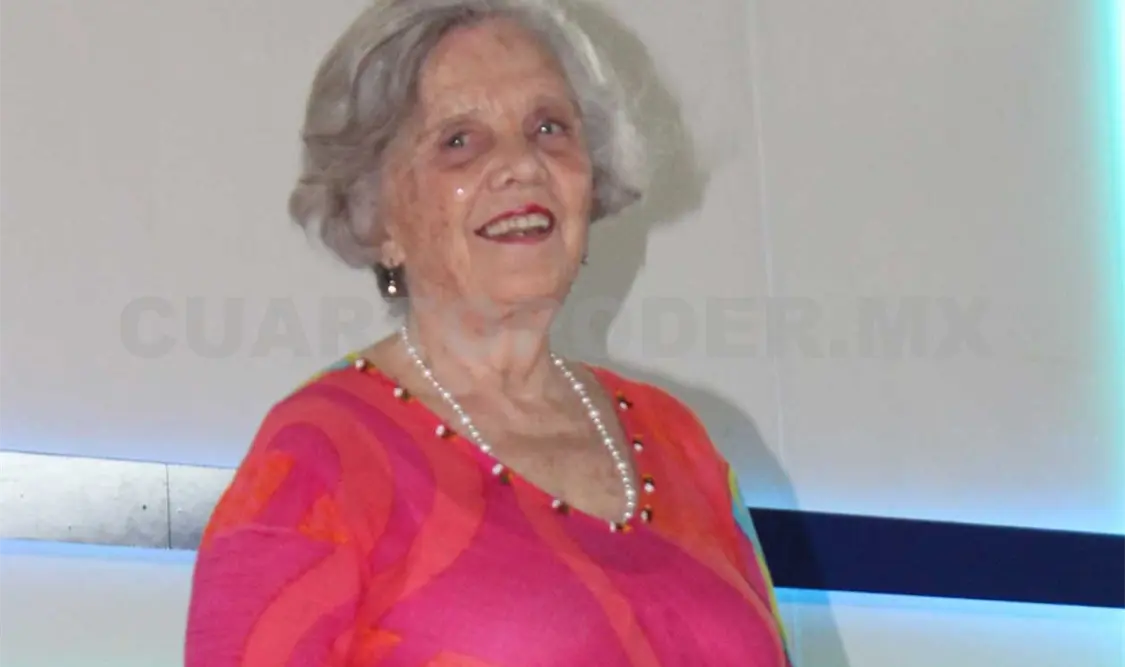 Elena Poniatowska, escritora mexicana. Darwin Mendoza