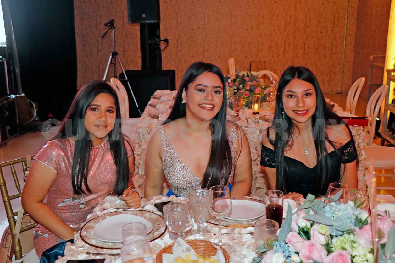 Noche de emociones para Mariana