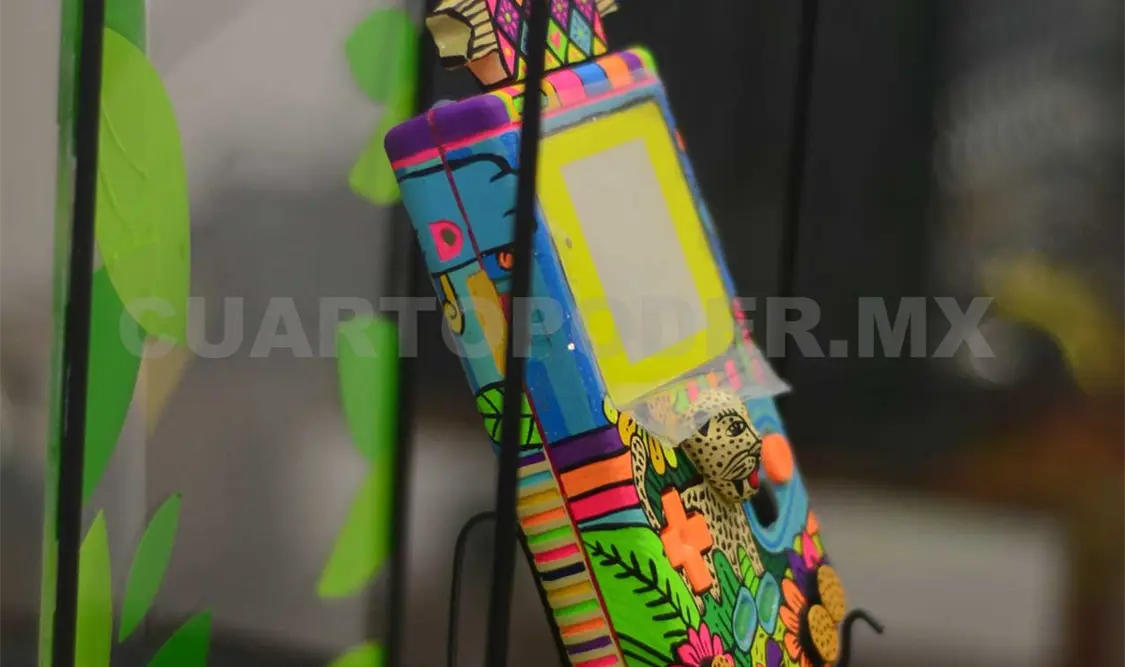Mujeres se inspiran en Game Boy