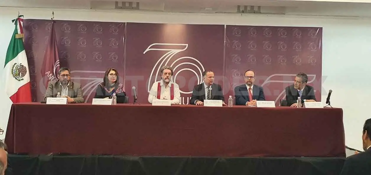 Participa Unach en reunión de la SEP